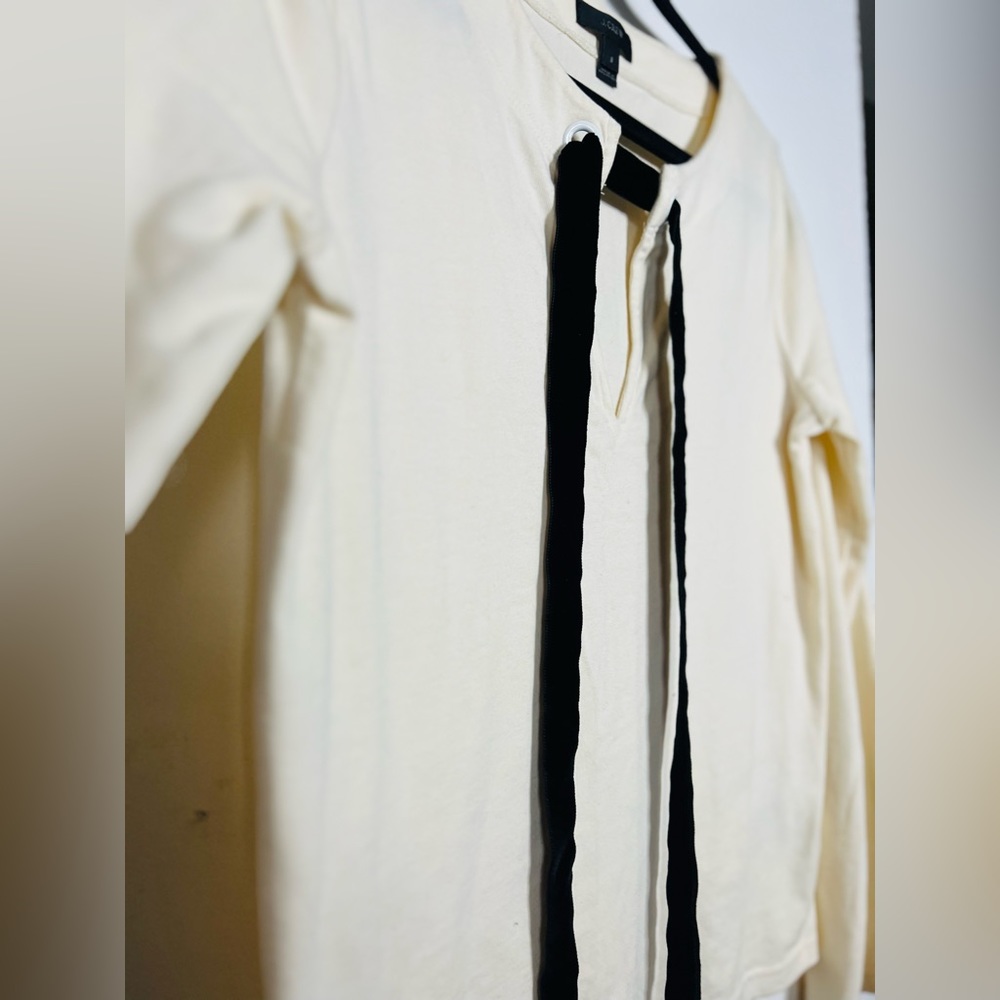 Casual long sleeve shirt